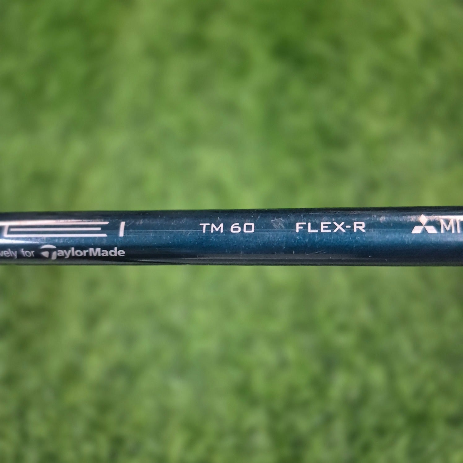 TaylorMade Iron Set / SIM2 Max / 5pcs / R