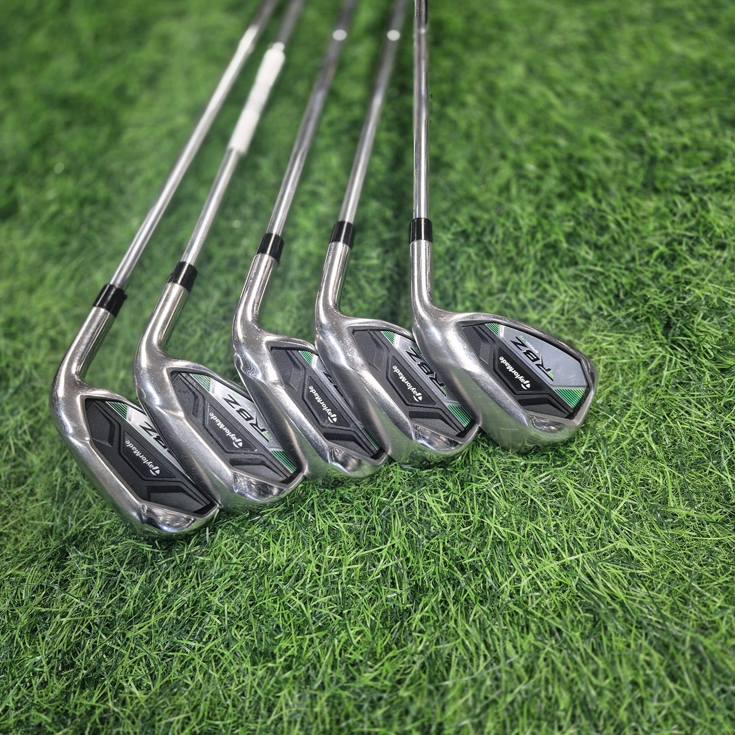 TaylorMade Iron Set / RBZ Speedlite / 5pcs / R