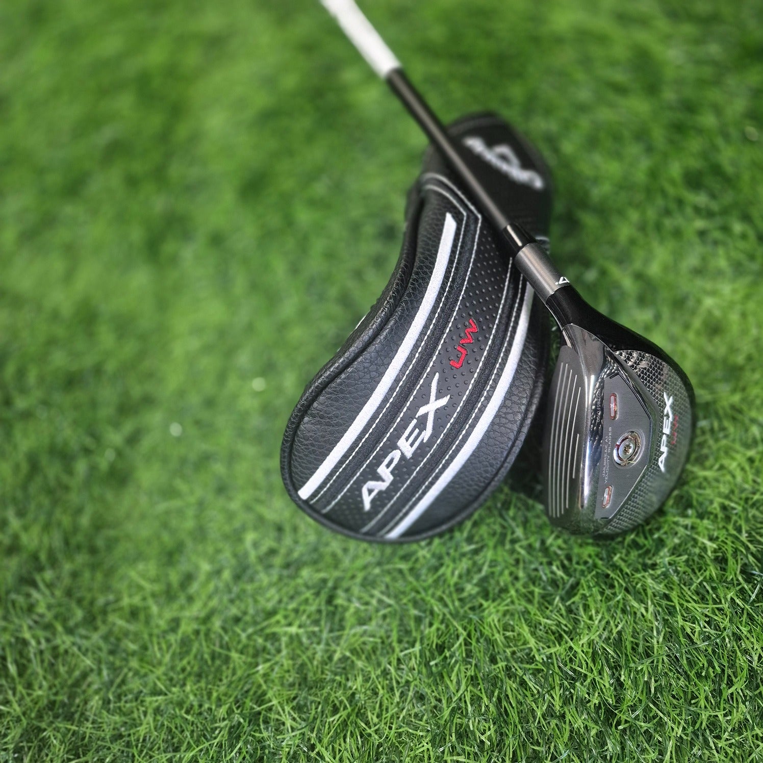 Callaway Hybrid / APEX UW / 2H(17.0) / R (Like new)