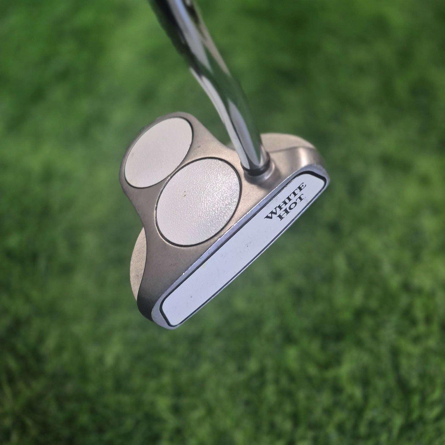 Odyssey Putter / White Hot 2-ball / 35"