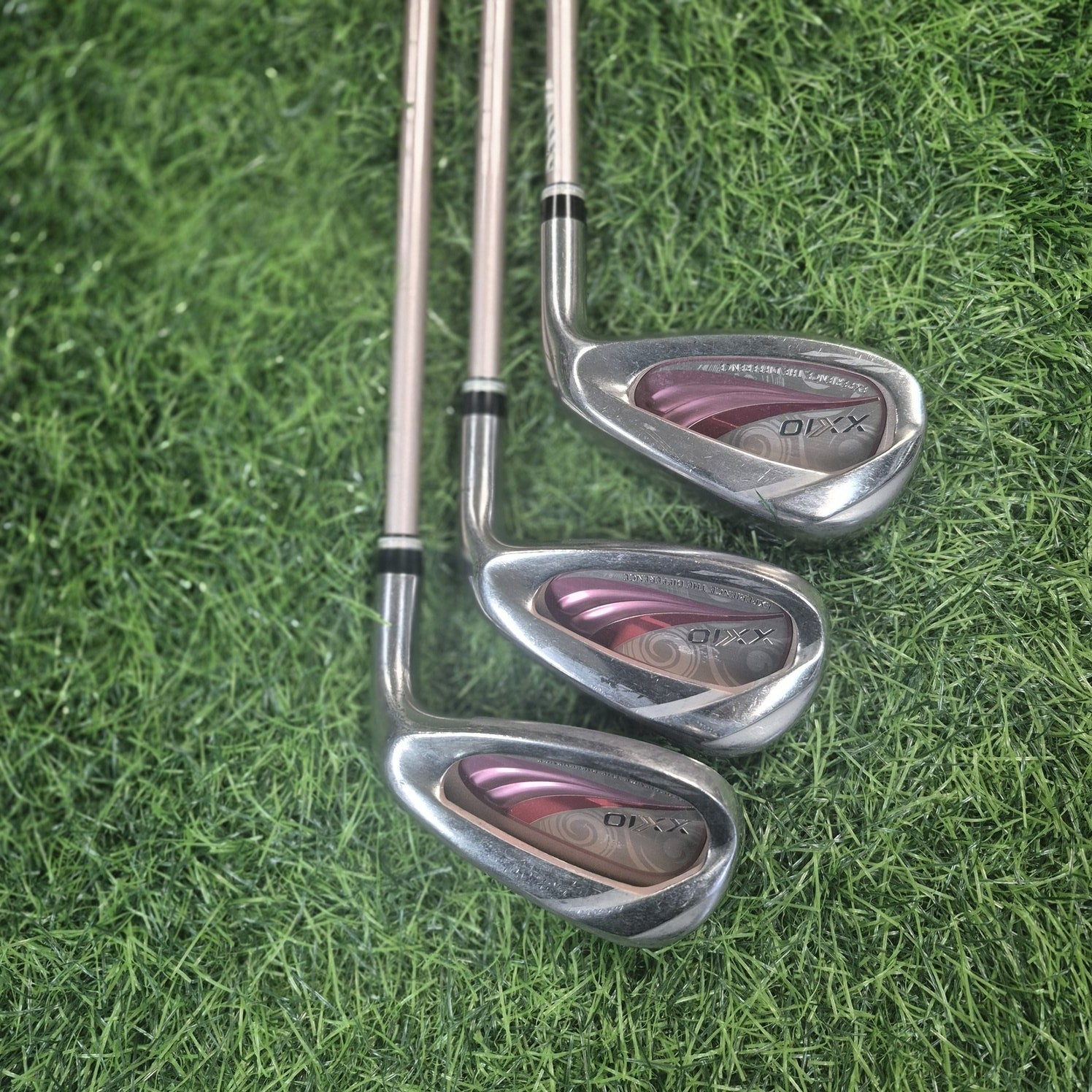 XXIO Iron Set / XXIO 11 Bordeaux / 5pcs / A / Women
