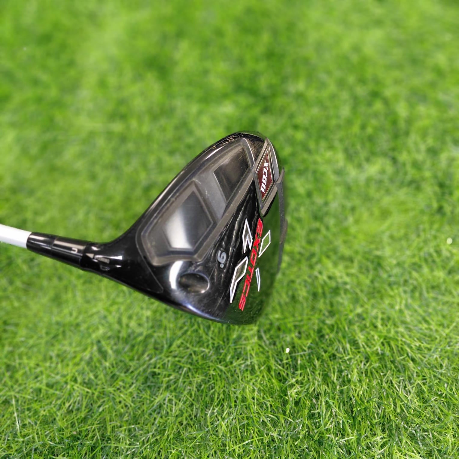 Tour Edge Driver / Exotics XCG6 / 9.0 / R