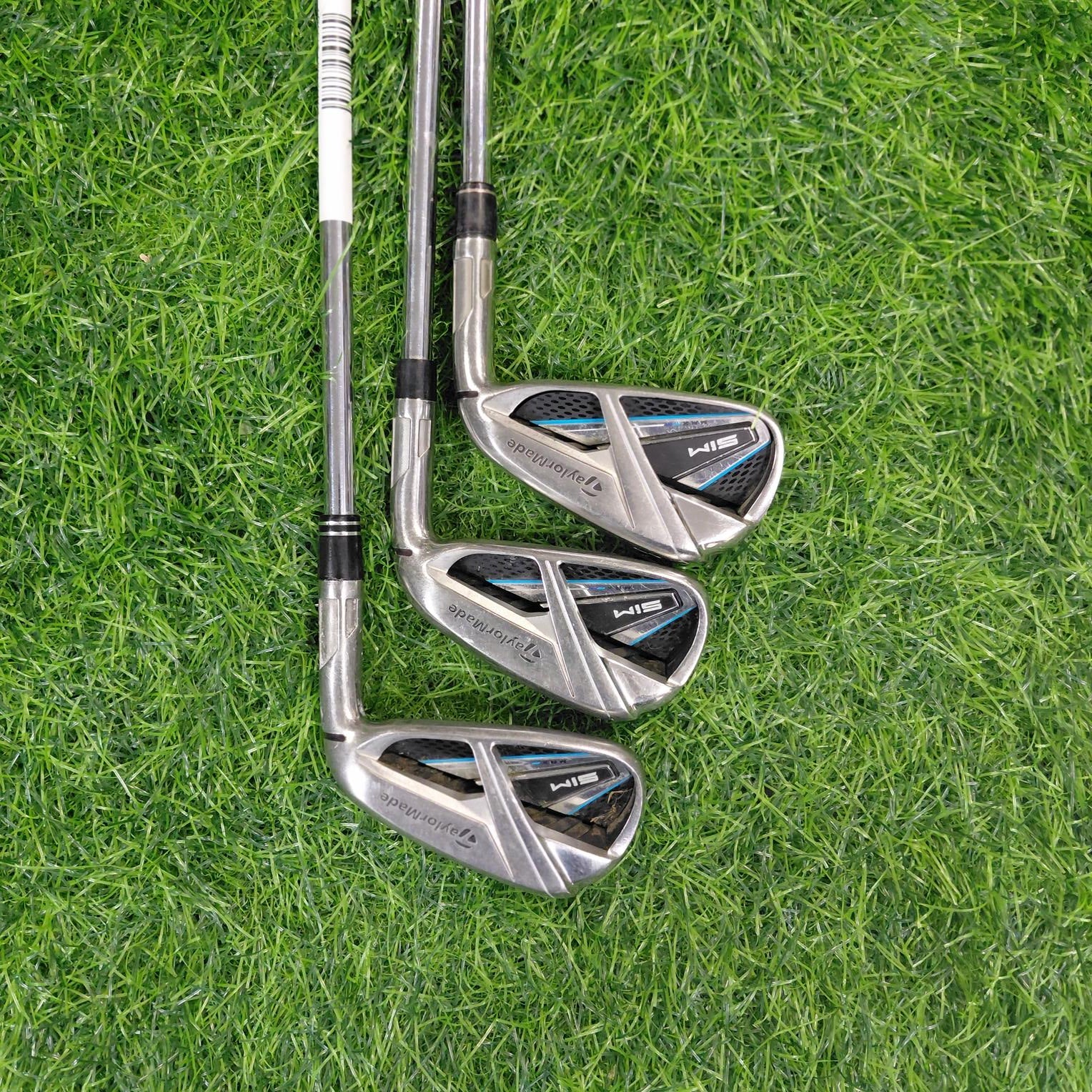 TaylorMade Iron Set / SIM2 MAX / R / 7pcs