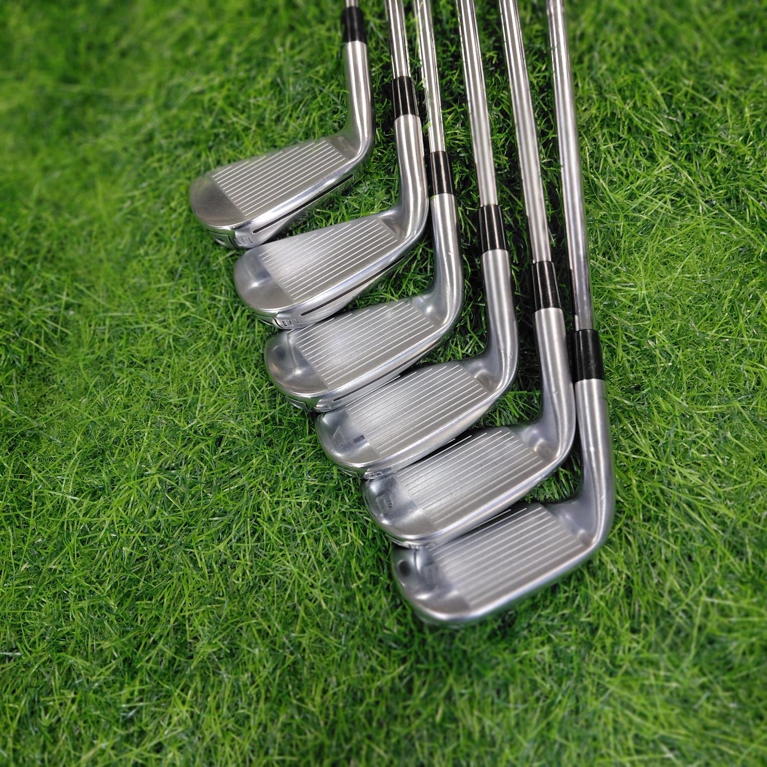TaylorMade Iron Set / P790 US / 6pcs / S
