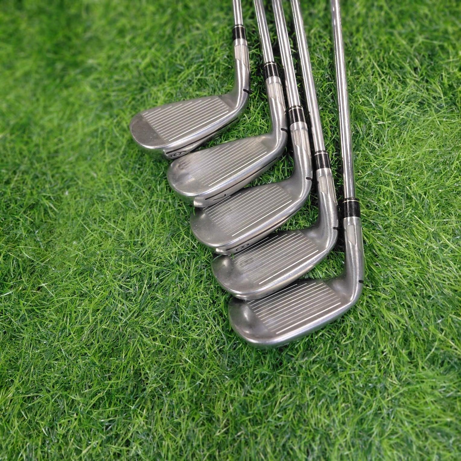 TaylorMade Iron Set / SIM2 MAX / 5pcs / S