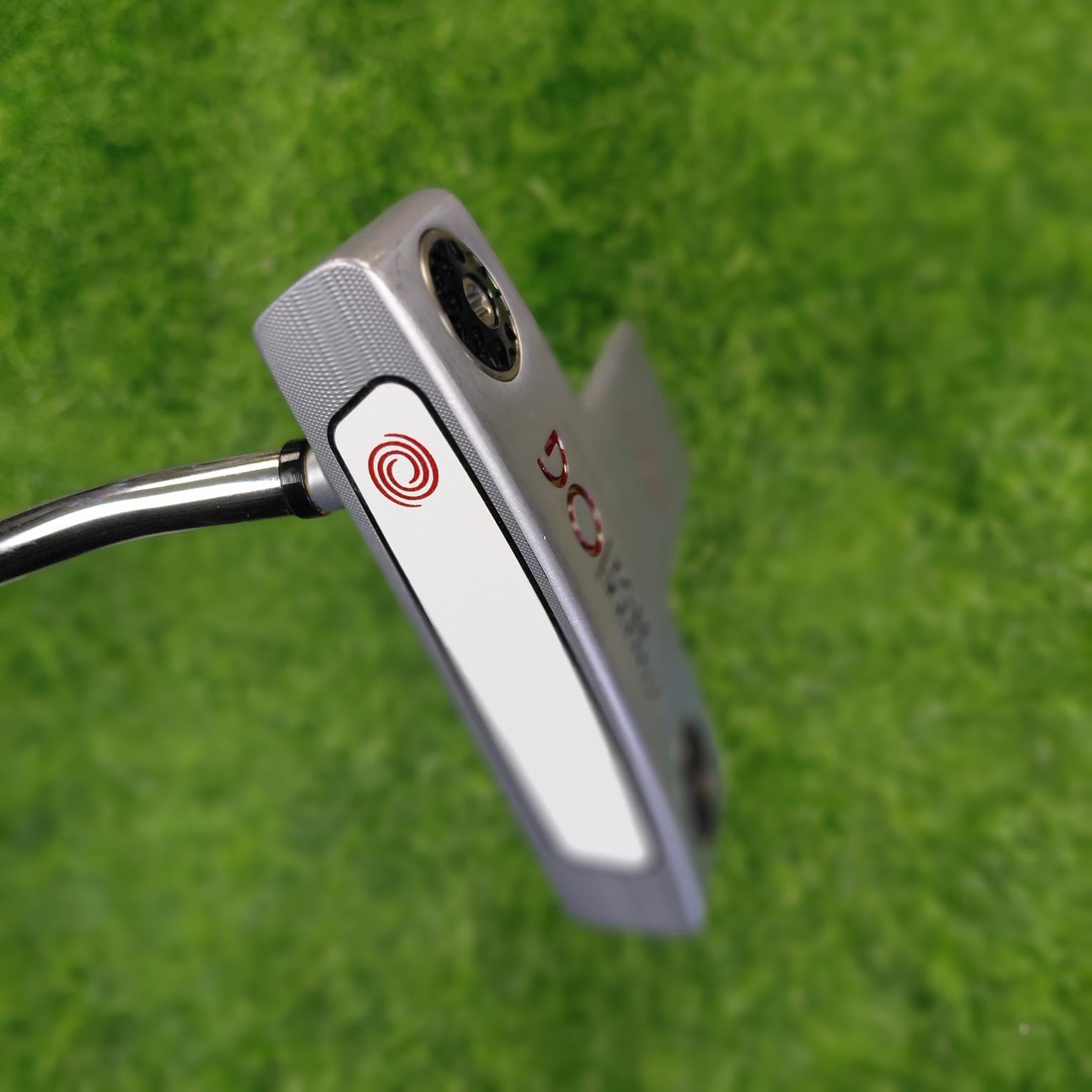 Odyssey Putter / WHITE HOT OG BIG T / 34"