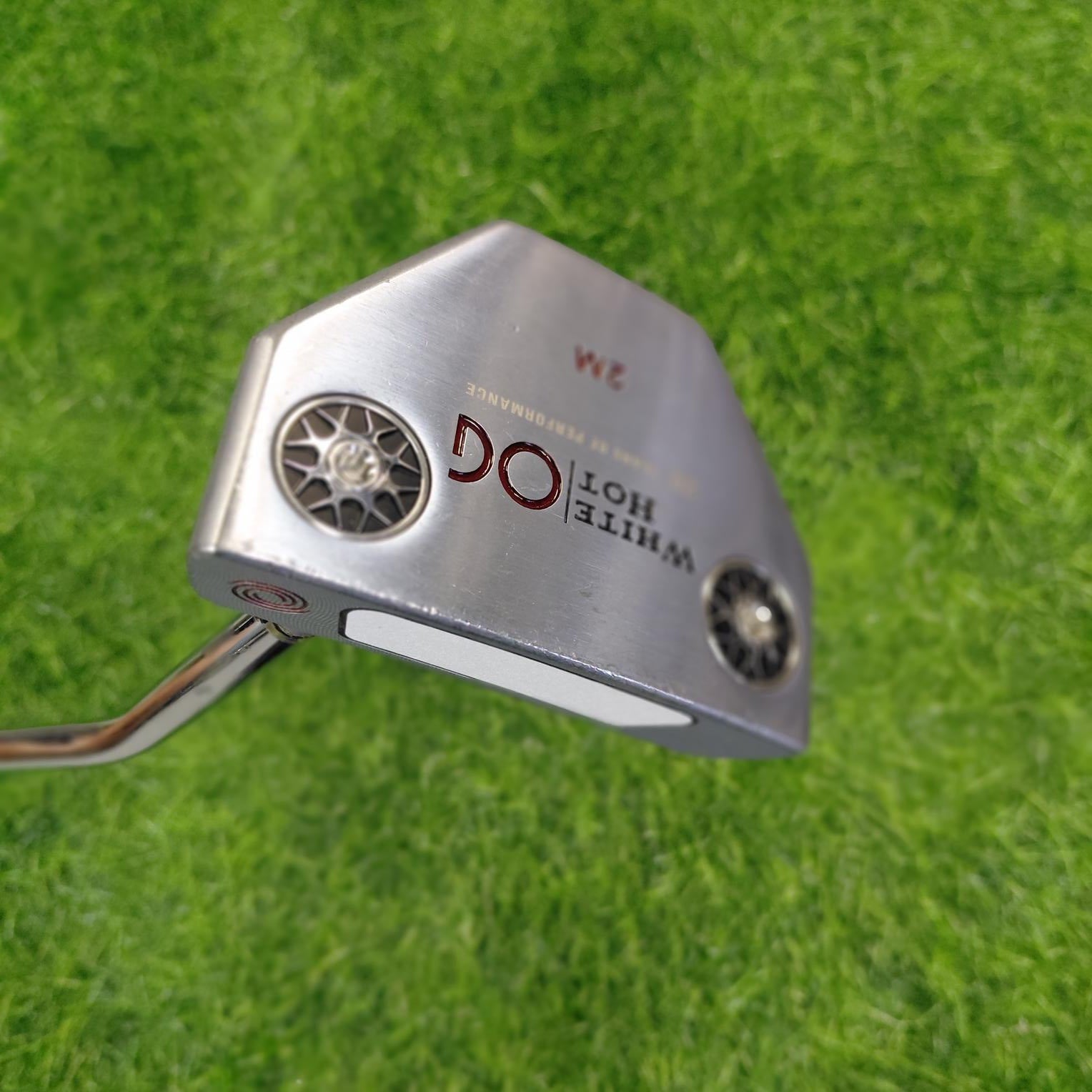 Odyssey Putter / WHITE HOT OG #2M / 33"