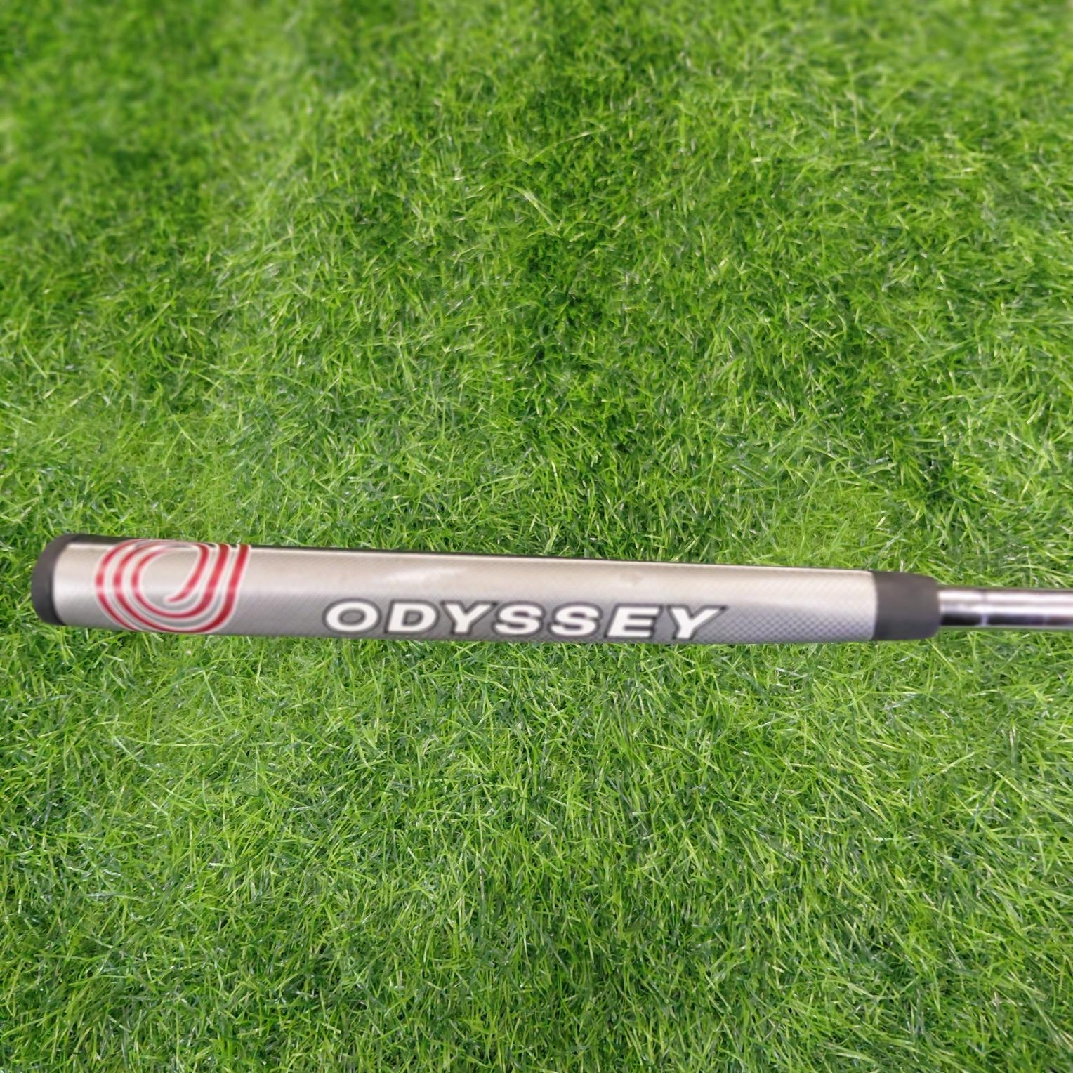Odyssey Putter / WHITE HOT OG #2M / 33"