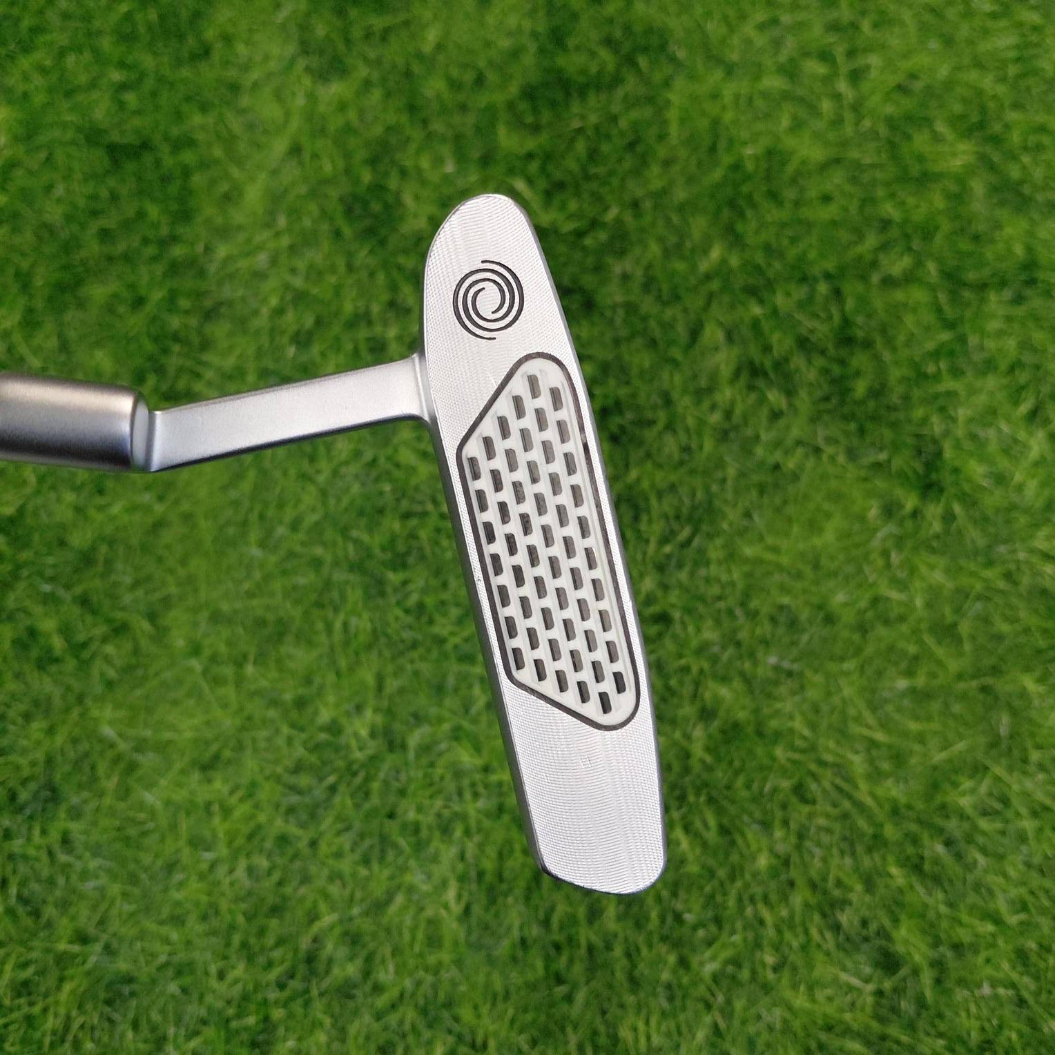 Odyssey Putter / STROKE LAB ONE 19 / 32" / Women