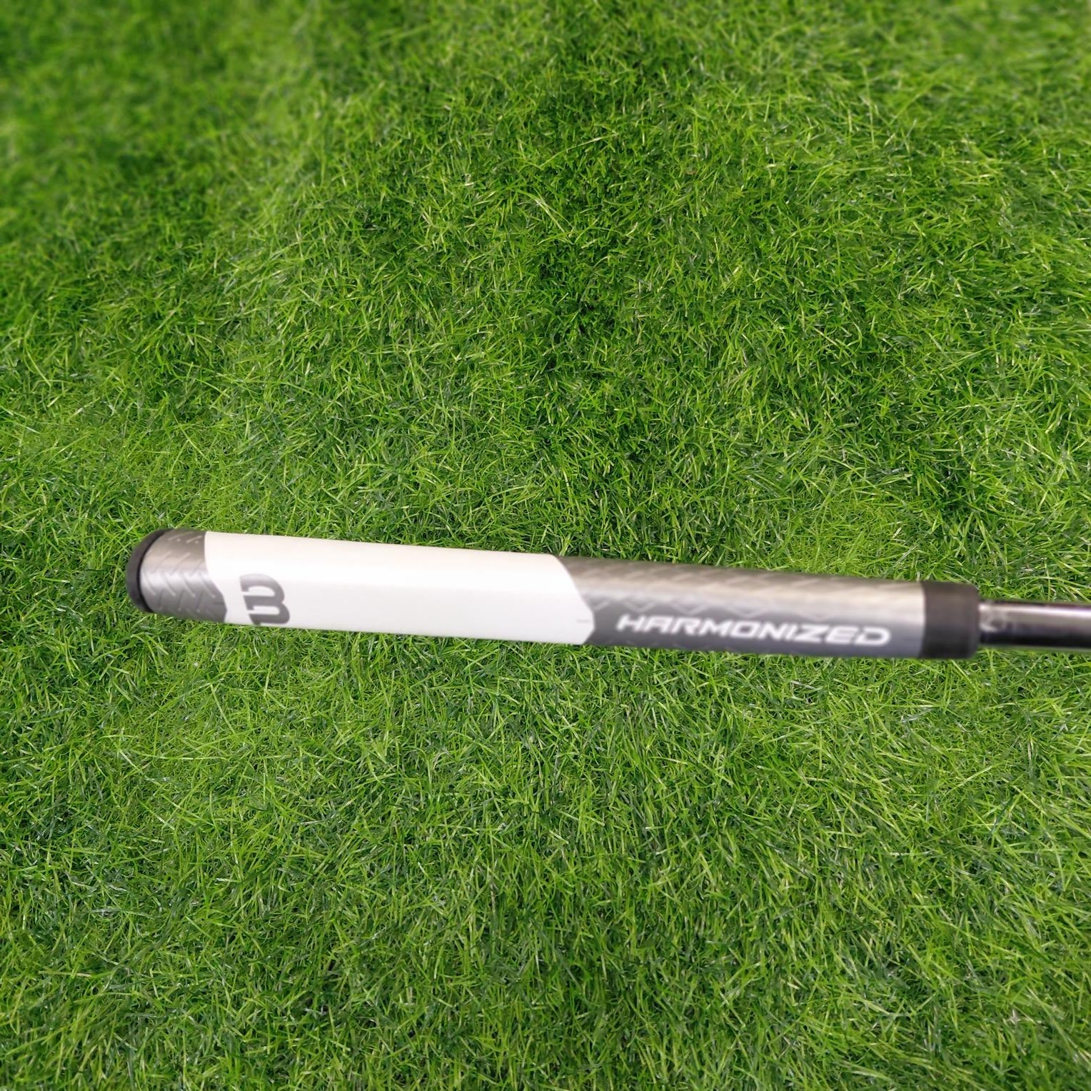 Wilson Putter / HARMONIZED M2 HOPE / 33" / Women