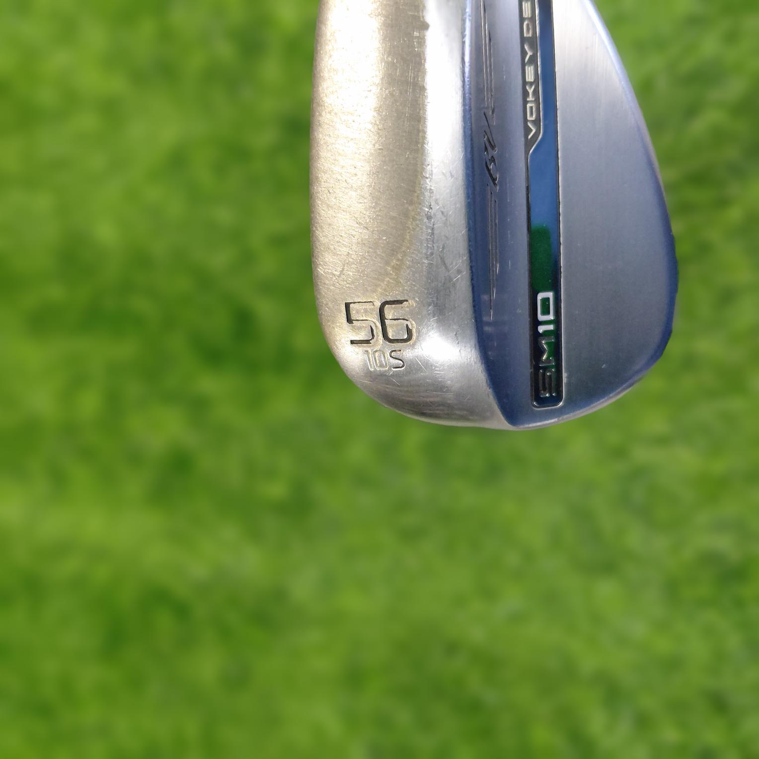 Titleist Wedge / Vokey SM10 / 56.0 / S