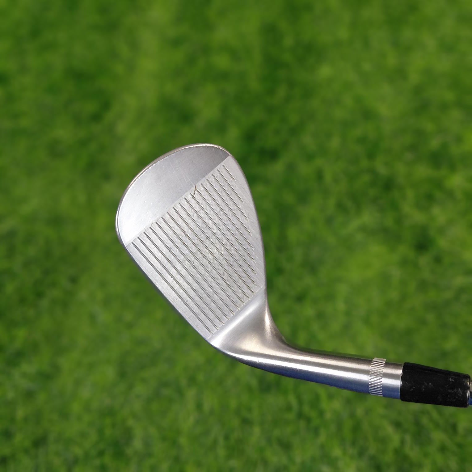 Titleist Wedge / Vokey SM10 / 56.0 / S