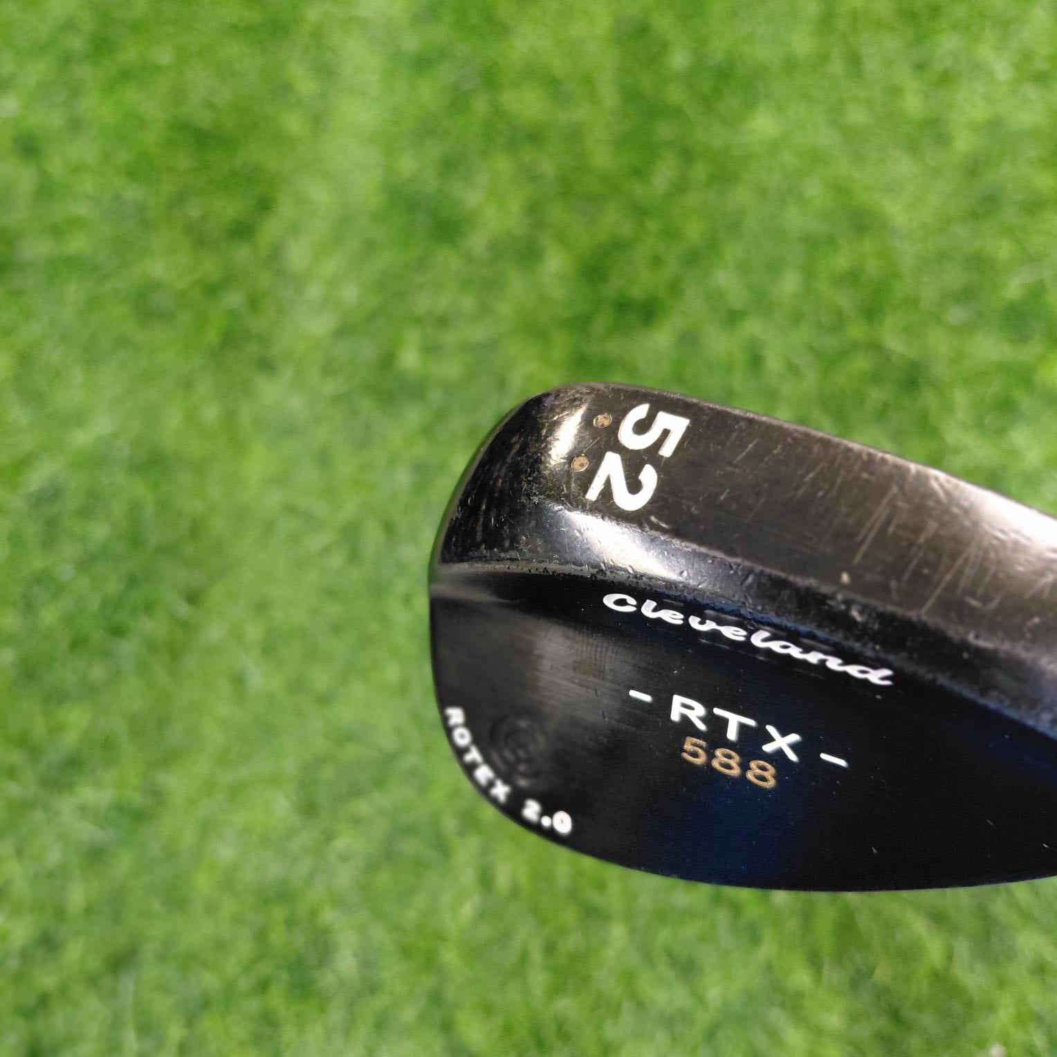 Cleveland Wedge / 588 RTX 2.0 / 52.0 / S