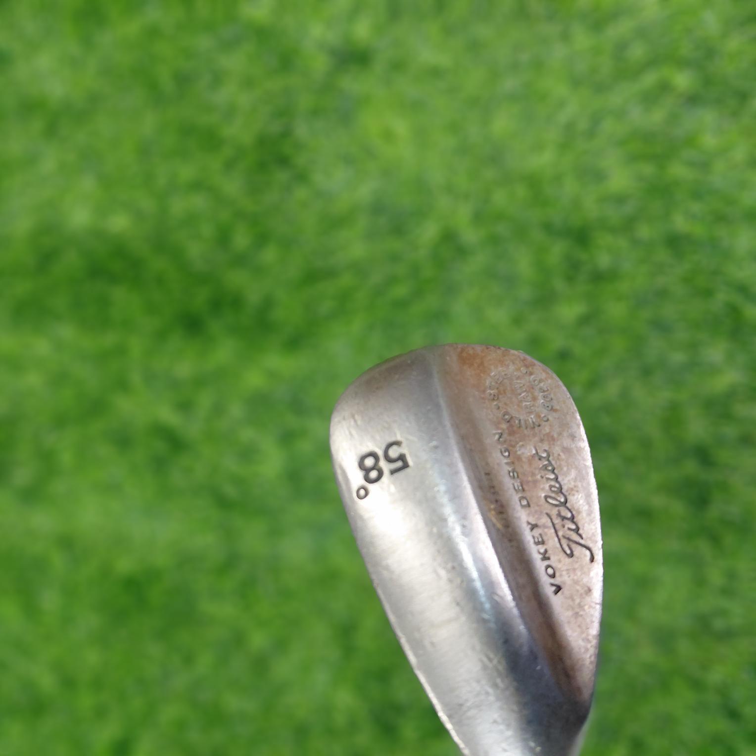 Titleist Wedge / Vokey 258-08 / 58.0 / Lefty