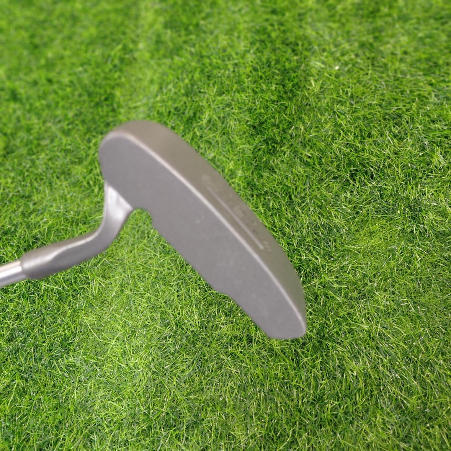 Spectra Putter / Series 604 / 35