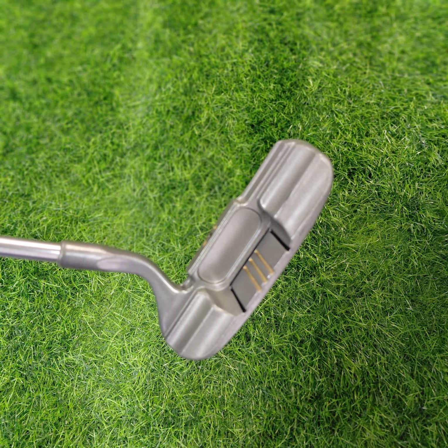 Spectra Putter / Series 604 / 35