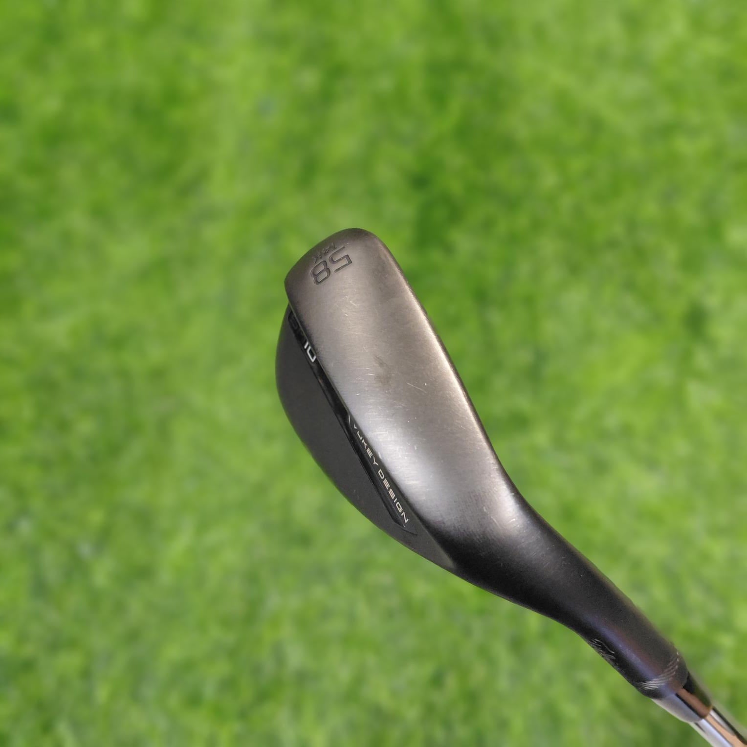 Titleist Wedge / SM10 Black / 58.0