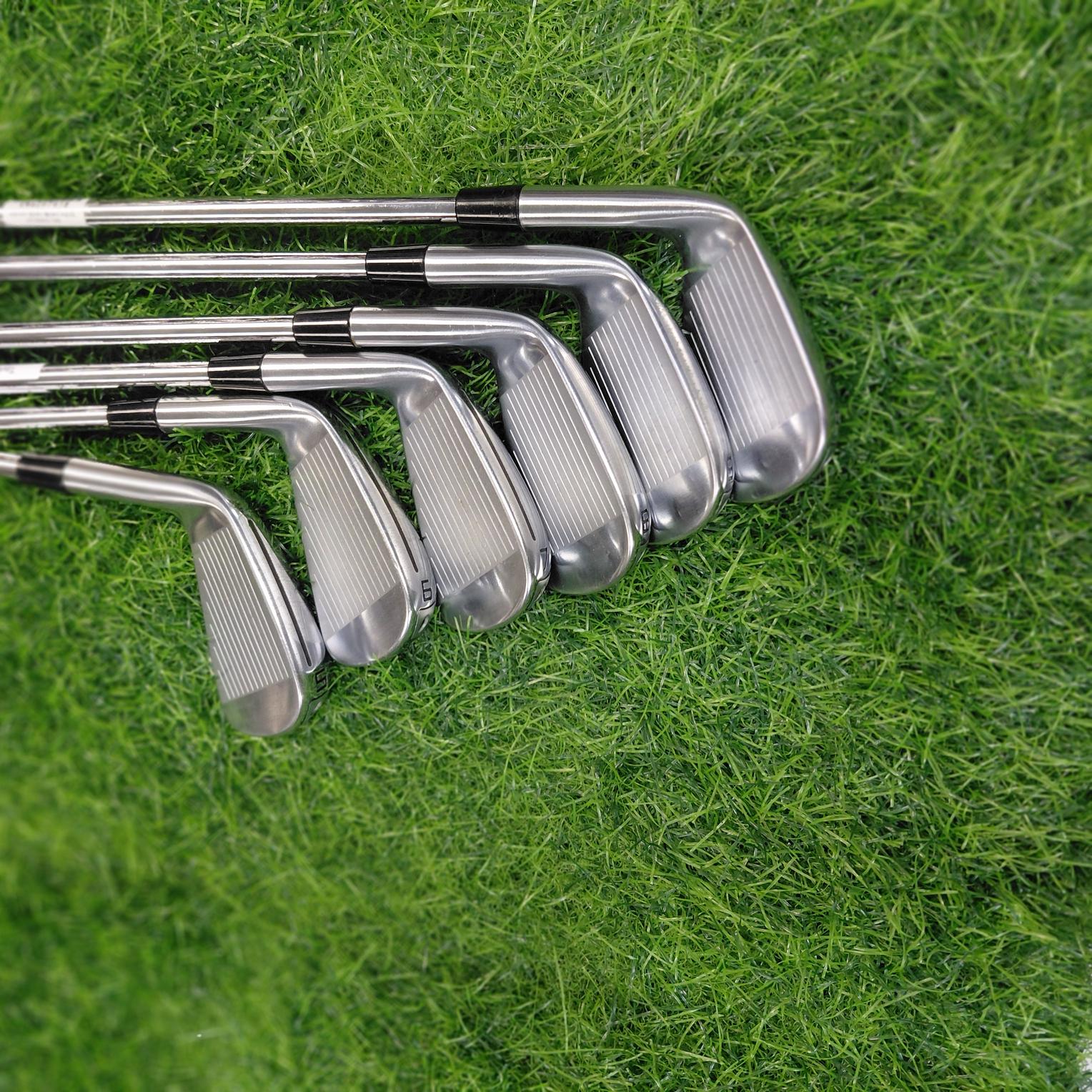 TaylorMade Iron Set / P790 / 6pcs / R