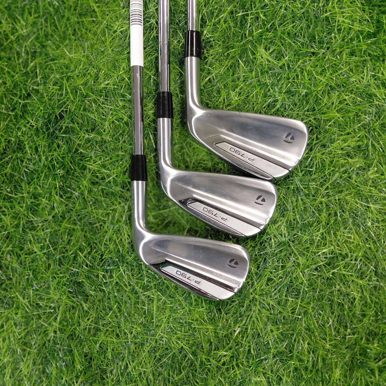 TaylorMade Iron Set / P790 / 6pcs / R