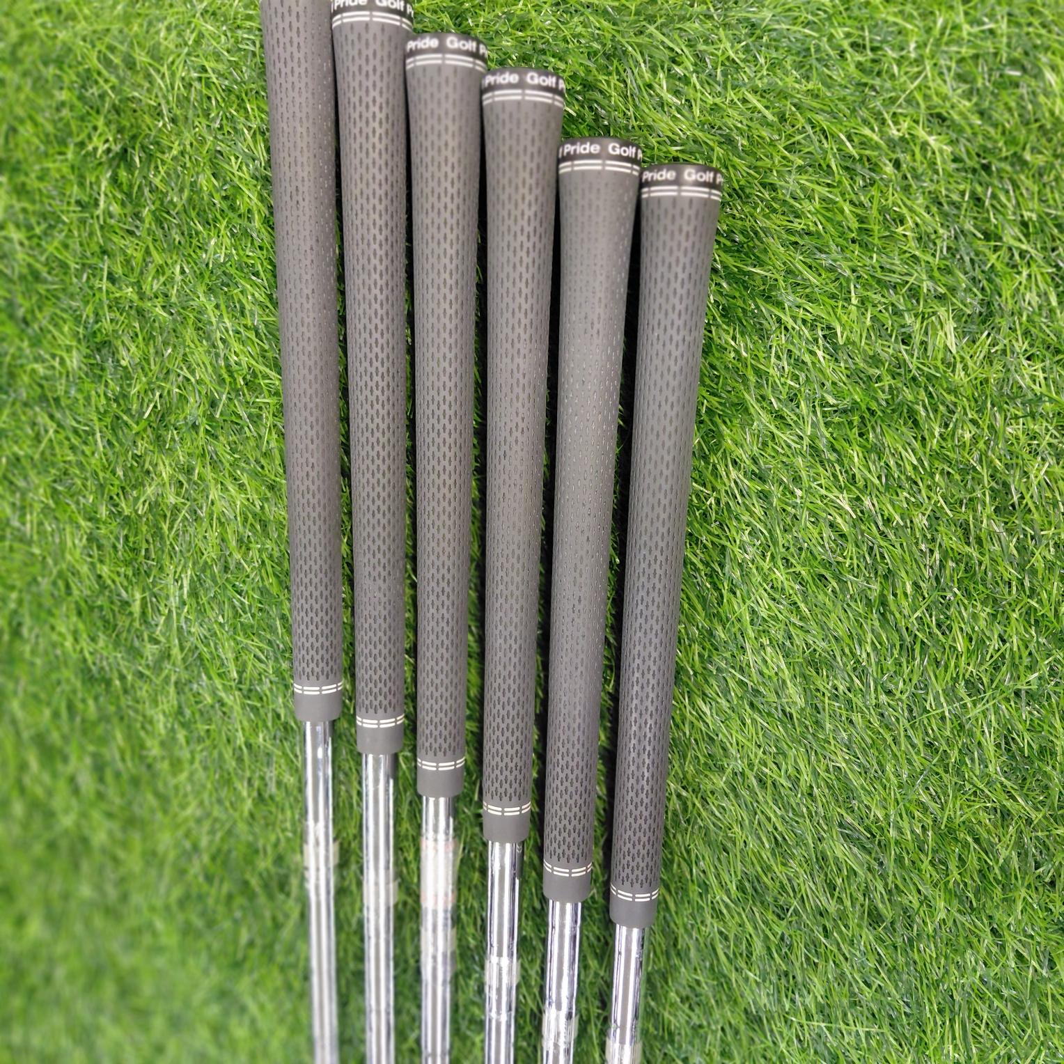 TaylorMade Iron Set / P790 / 6pcs / R