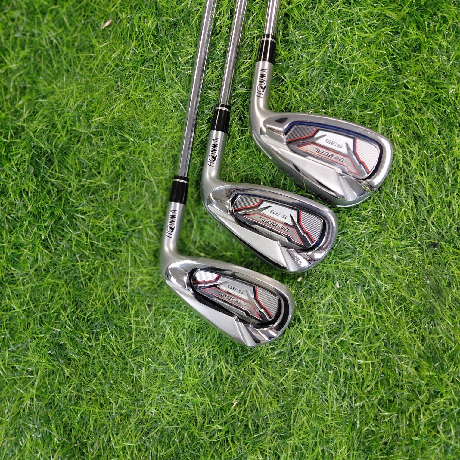 HONMA Iron Set / Be ZEAL 535 / 5pcs / R