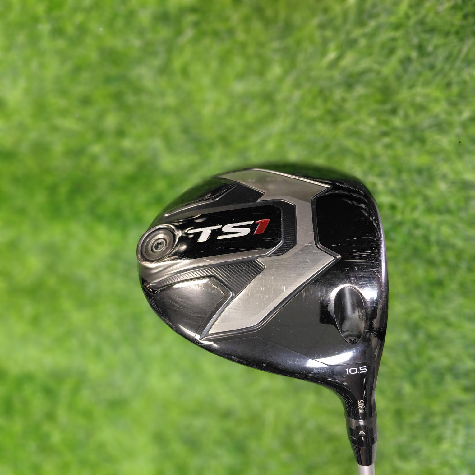Titleist Driver / TS1 / 10.5° / R
