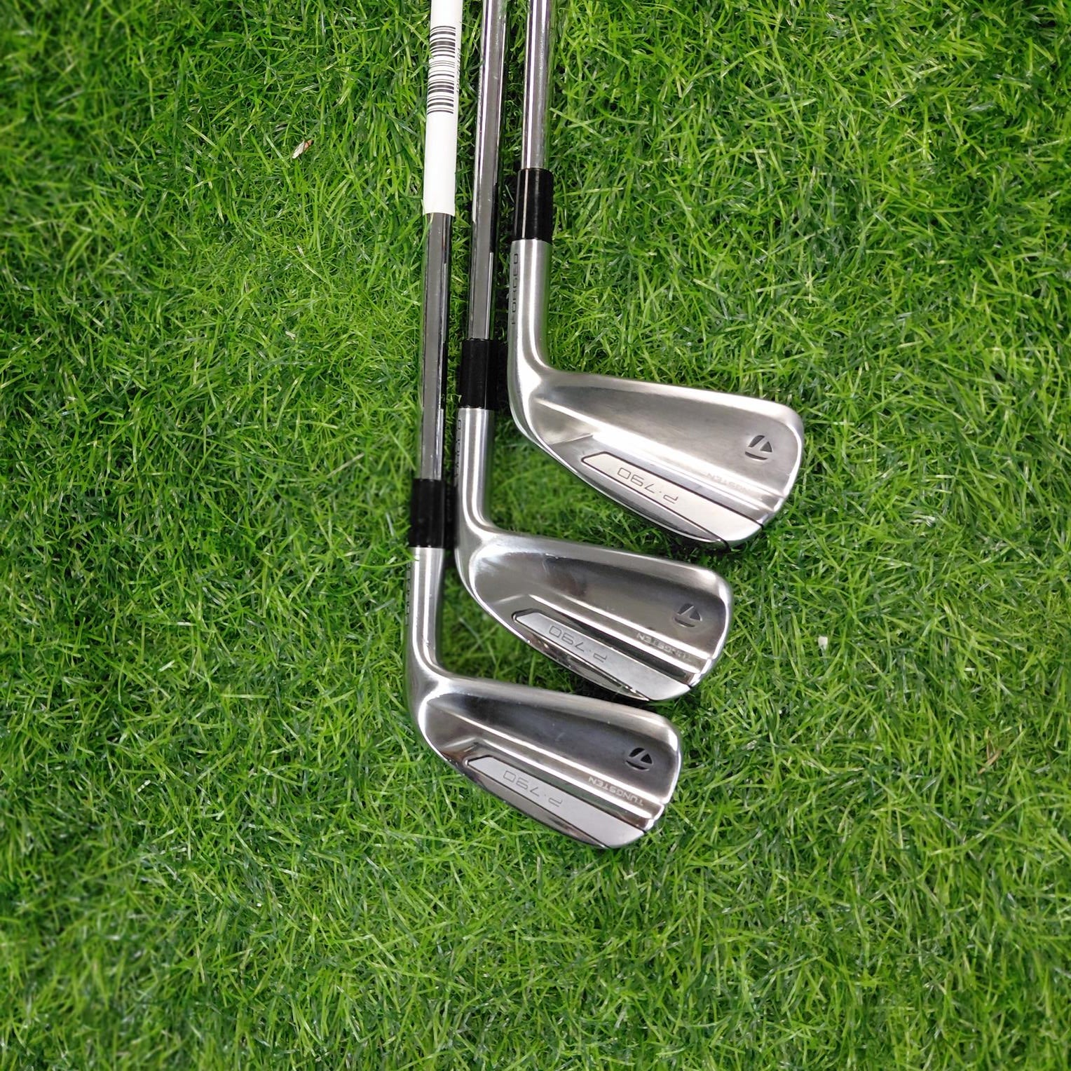 TaylorMade Iron Set / P790 / 6pcs / S