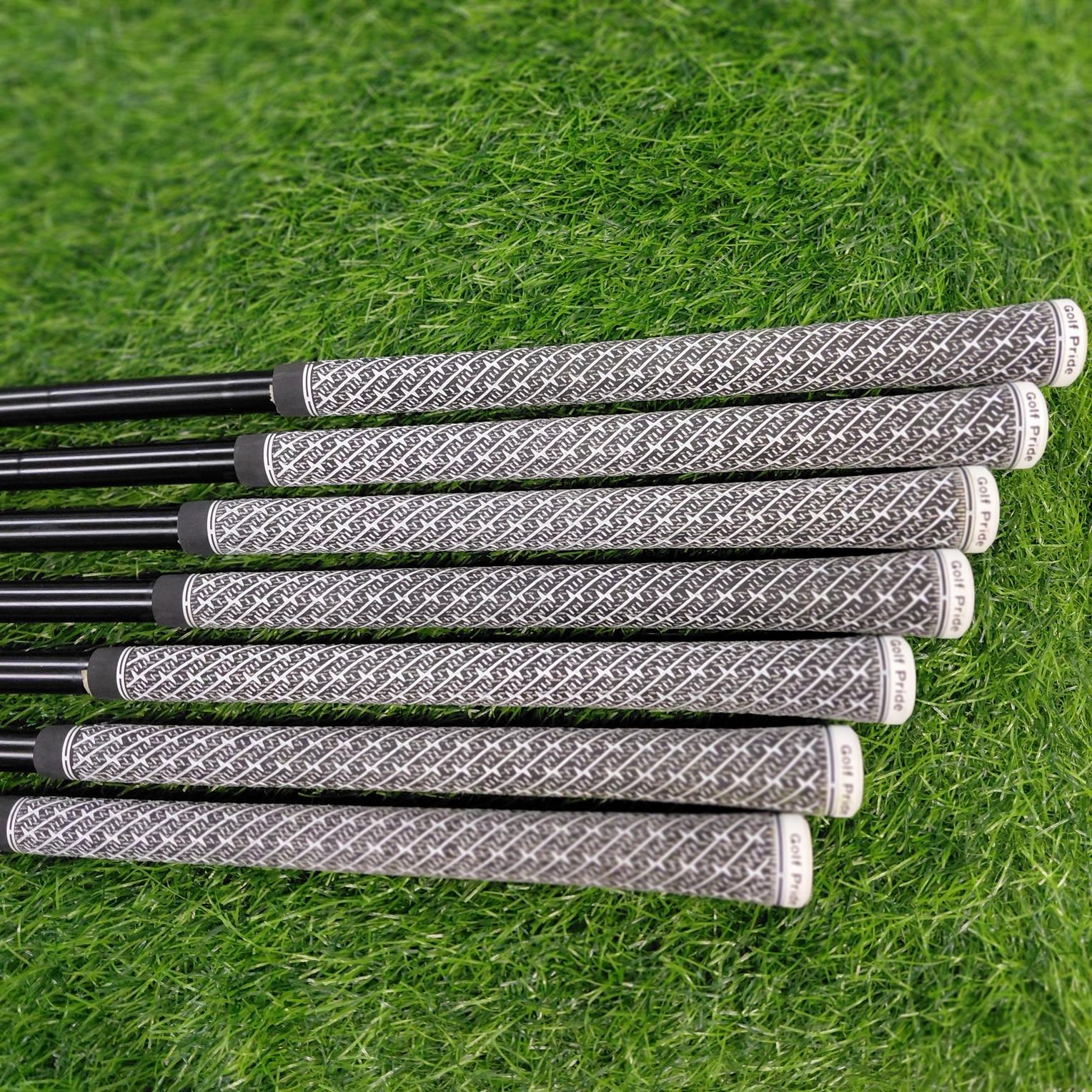 Titleist Iron Set / T200 / 7pcs / S * #9(x) * 0.5" Shorter