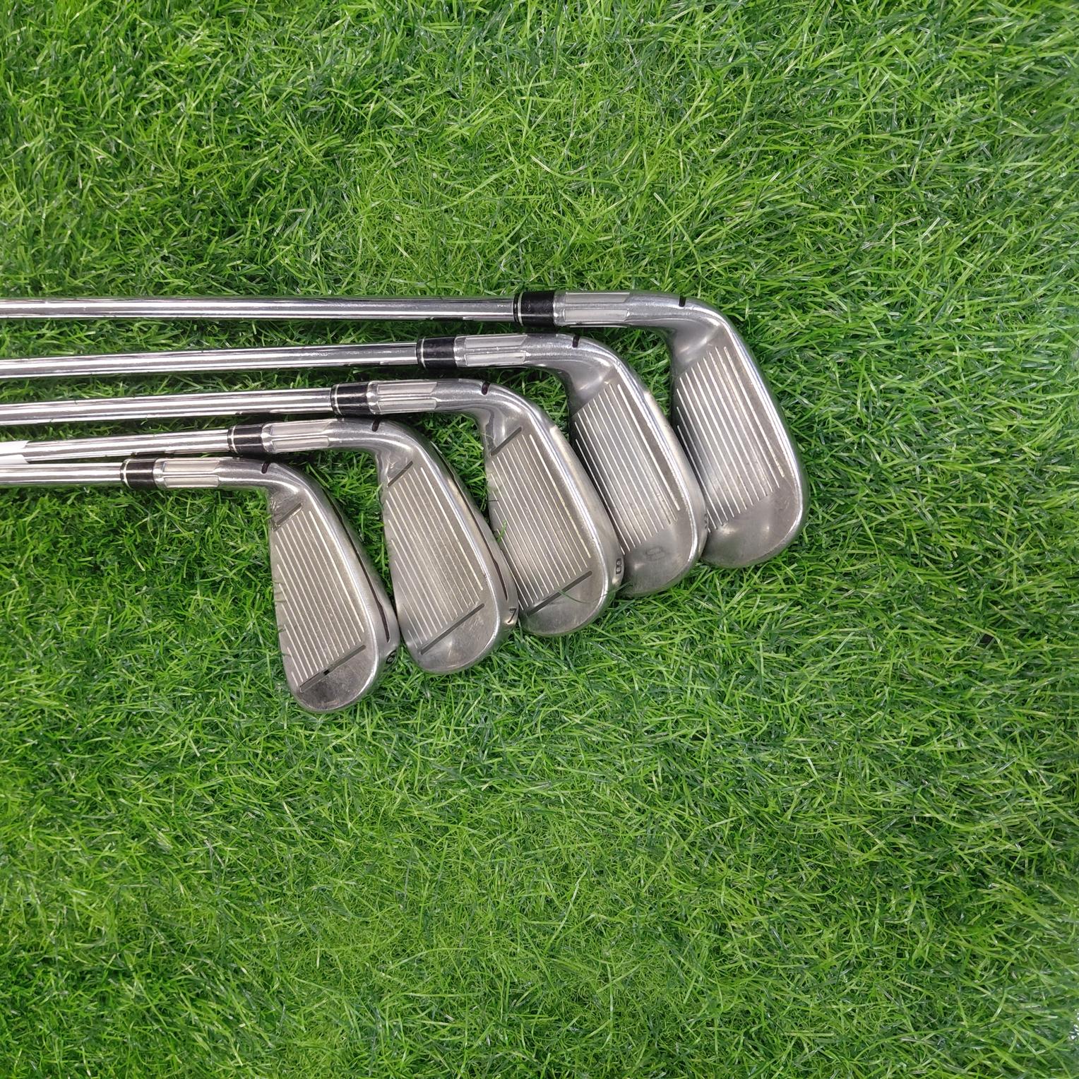 TaylorMade Iron Set / M2 / R / 5pcs