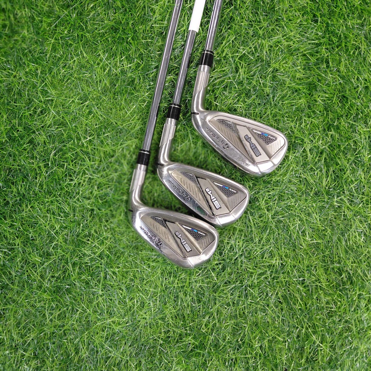 TaylorMade Iron Set / SIM2 MAX / 5pcs / R