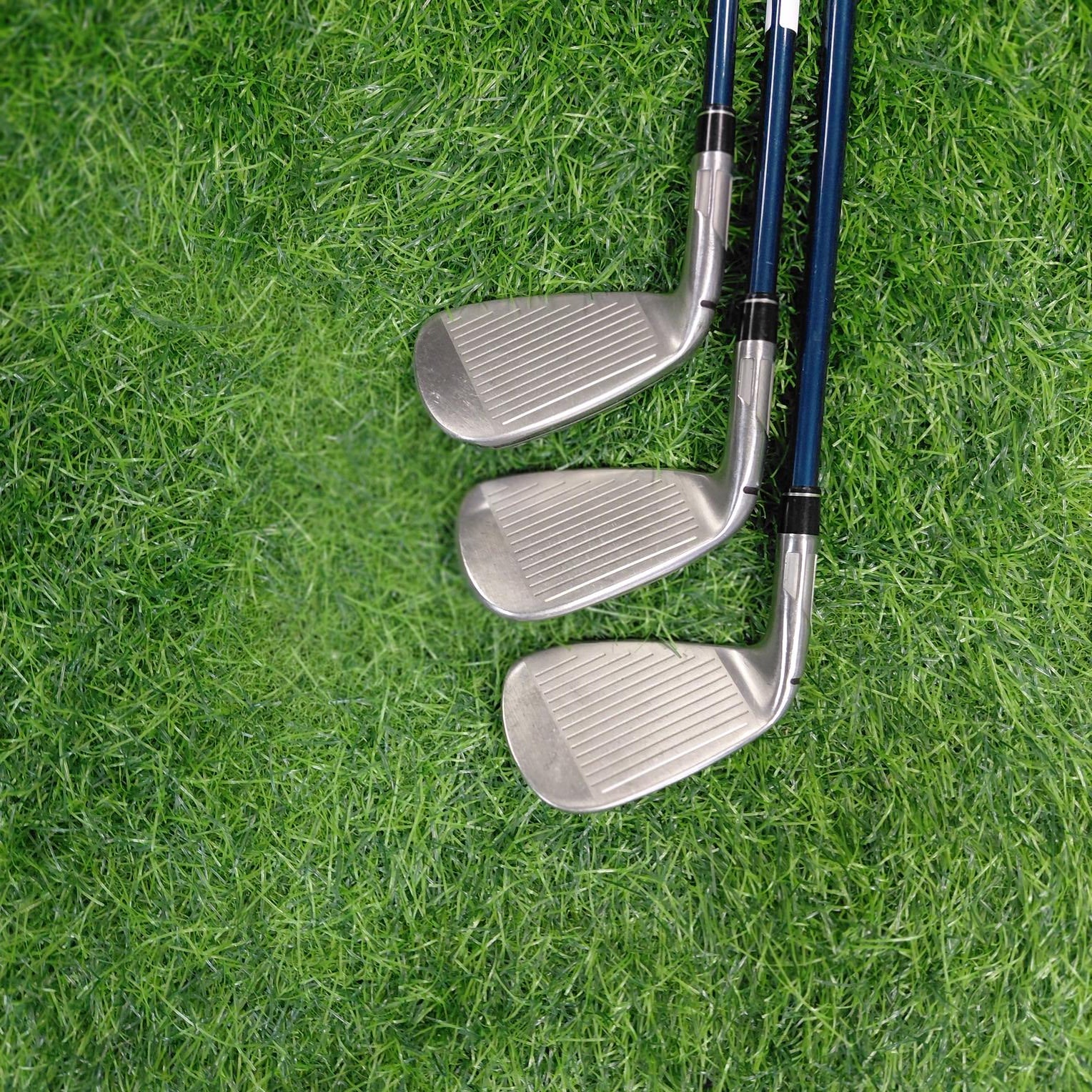 TaylorMade Iron Set / SIM2 MAX / 5pcs / R