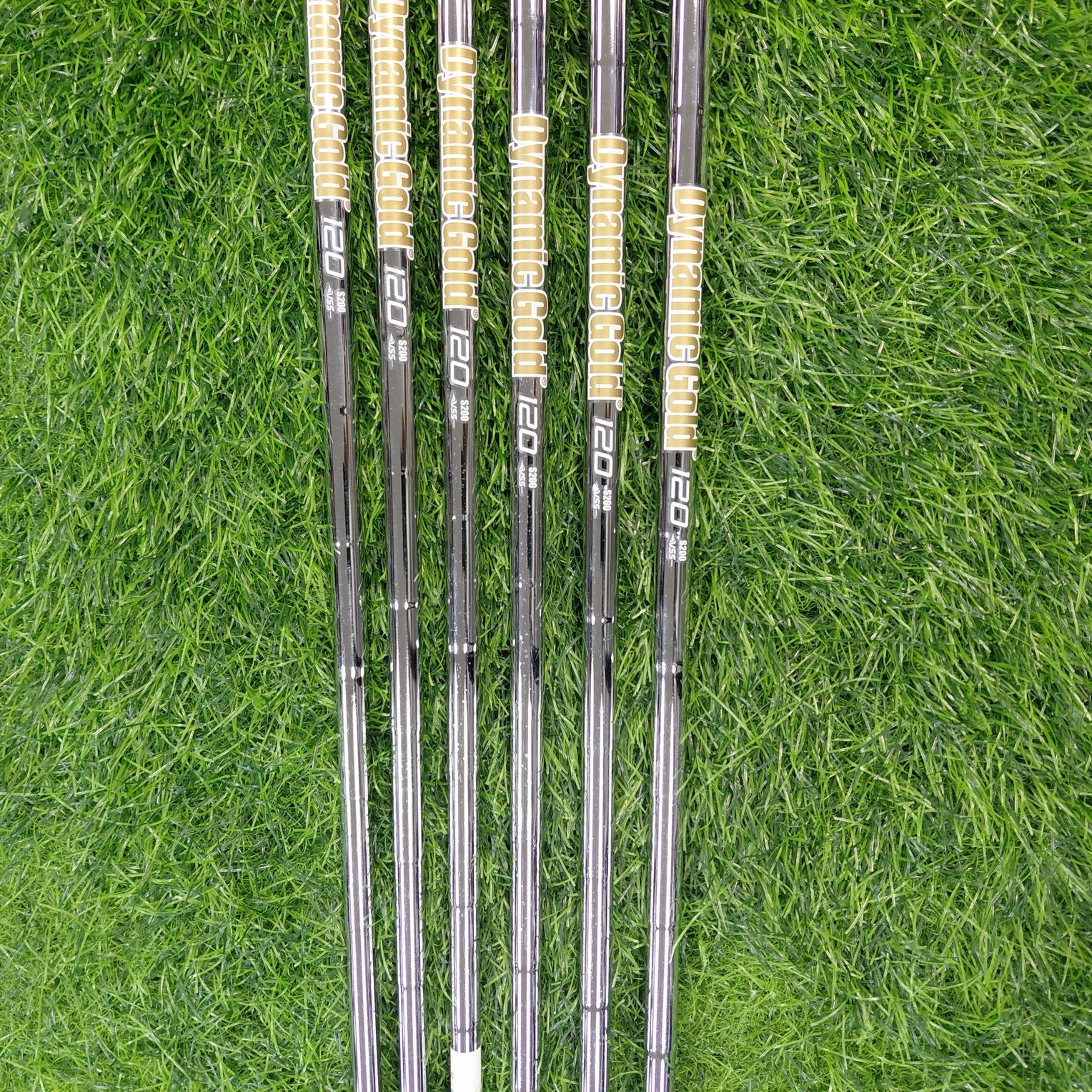 TaylorMade Iron Set / P790 / 6pcs / S