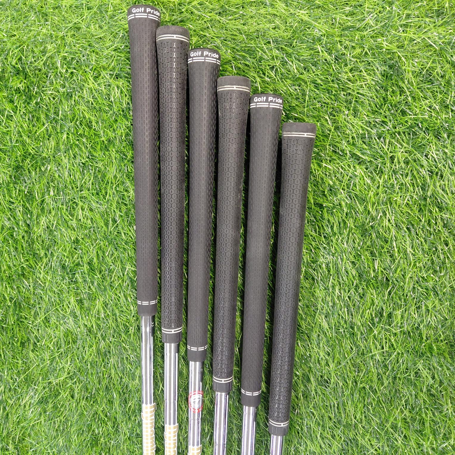 TaylorMade Iron Set / P790 / 6pcs / S