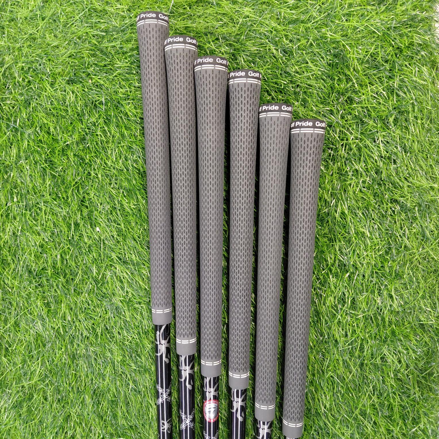 TaylorMade Iron Set / P770 / 6pcs / S