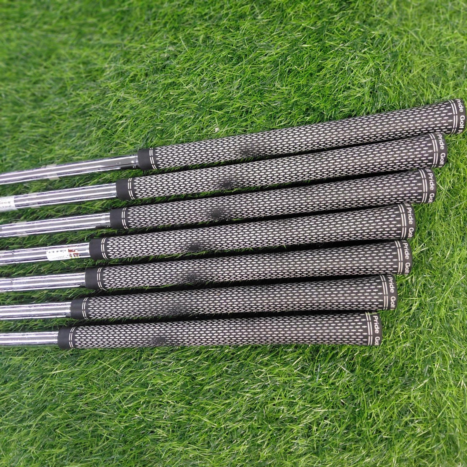 Titleist Iron Set / AP2 714 / 7pcs / R * small chip