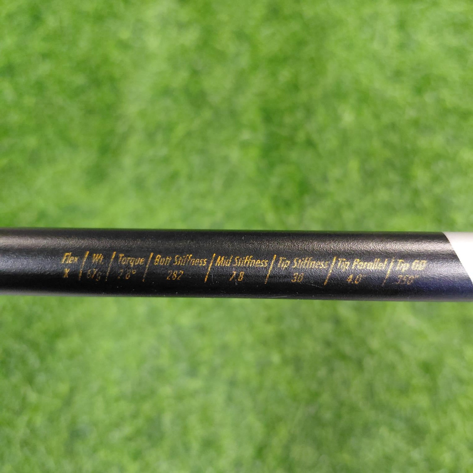 TaylorMade Driver / Tour Burner / 9.5 / X