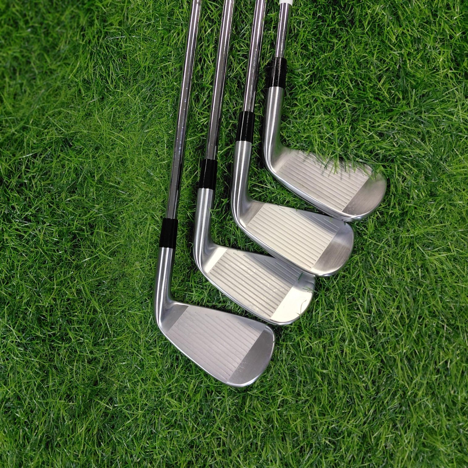 TaylorMade Iron Set / P790 (2025) / 7pcs / Lefty / S