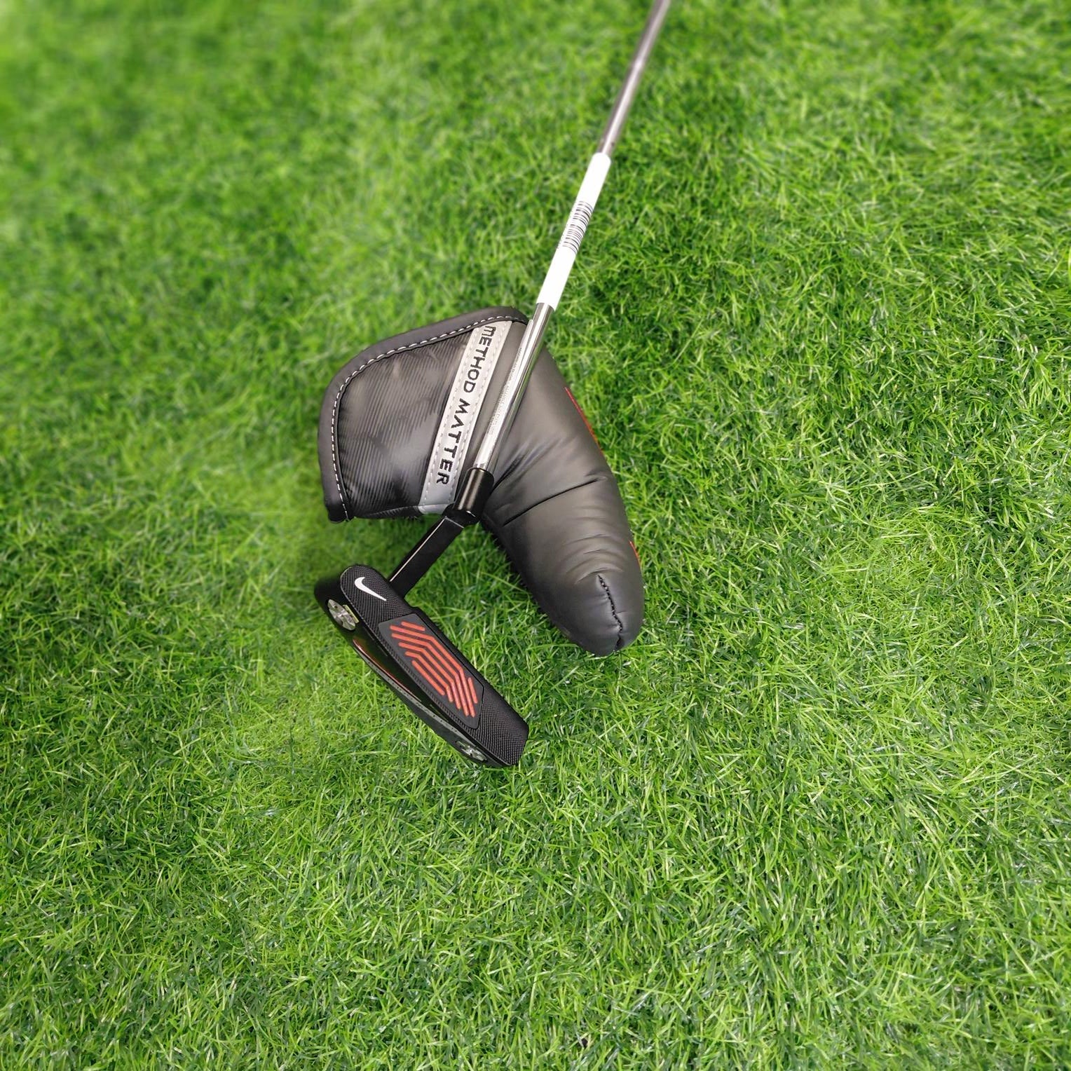NIKE Putter / Method Matter / Lefty / 33"