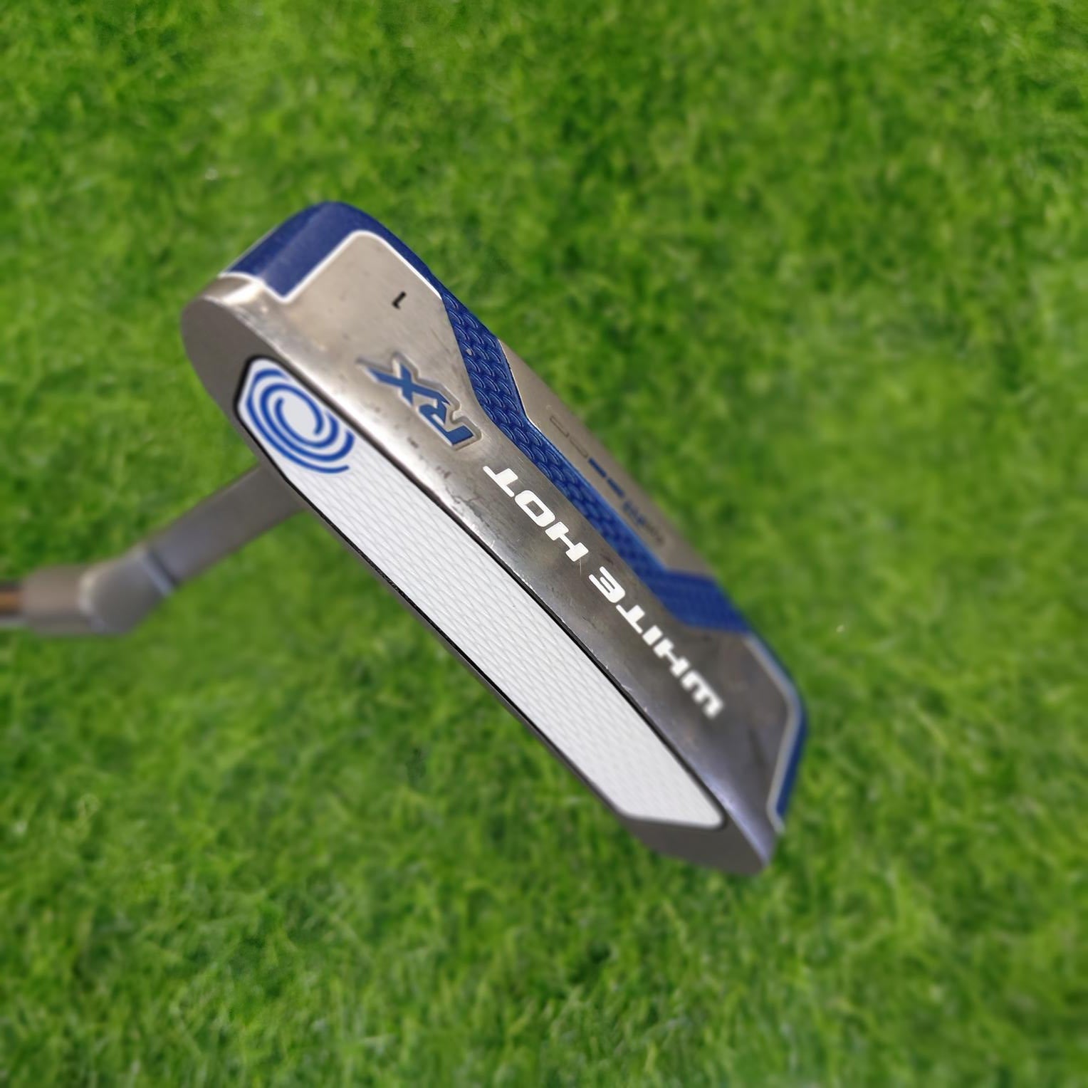 Odyssey Putter / WHITE HOT RX / 33"