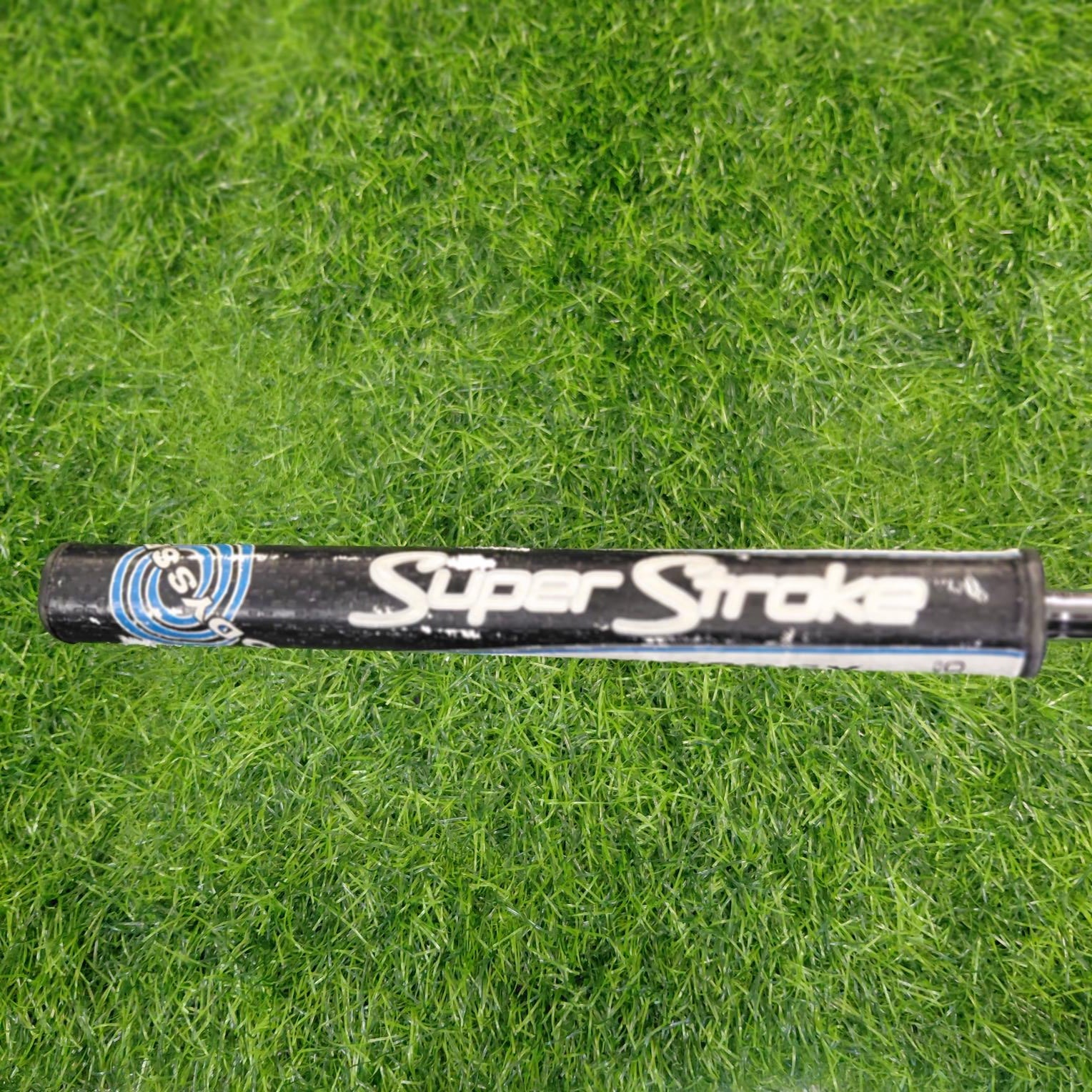 Odyssey Putter / WHITE HOT RX / 33"