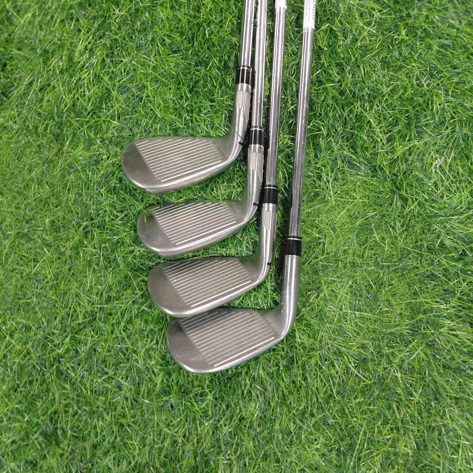 TaylorMade Iron Set / SIM2 / 7pcs / R