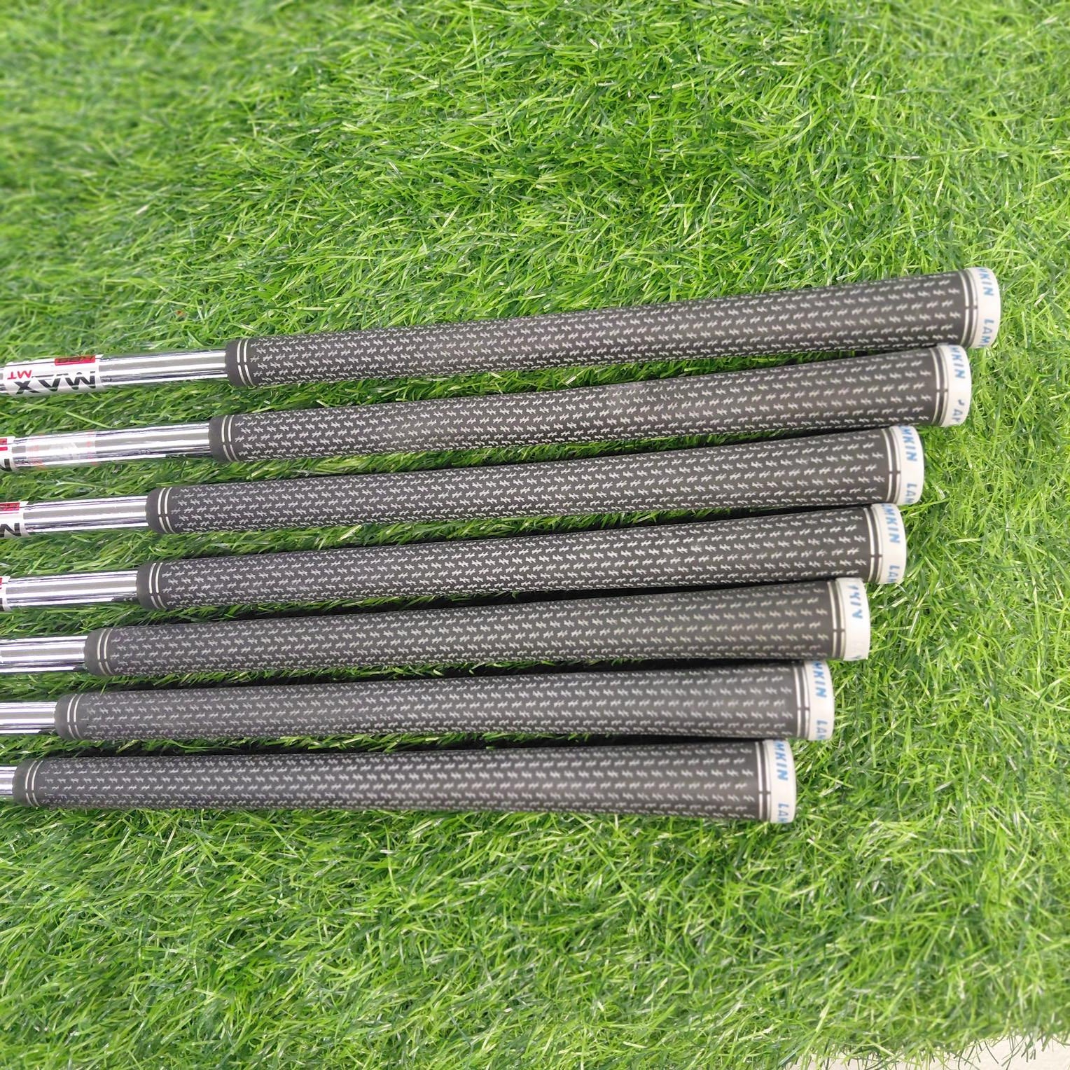 TaylorMade Iron Set / SIM2 / 7pcs / R