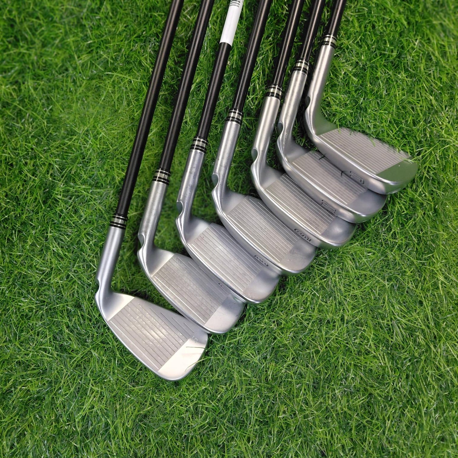 Ping Iron Set / G425 / 7pcs / Lefty / R