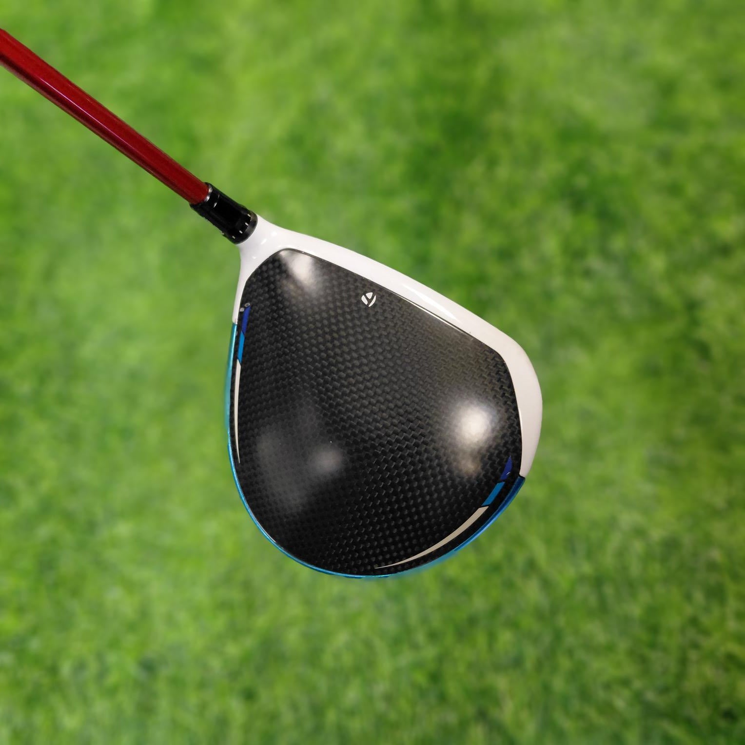 TaylorMade Driver / SIM2 Max / R