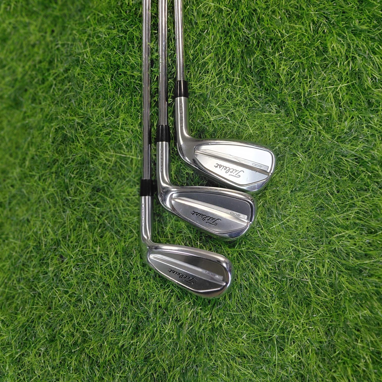 Titleist Iron Set / T200 (2025) / 6pcs / R