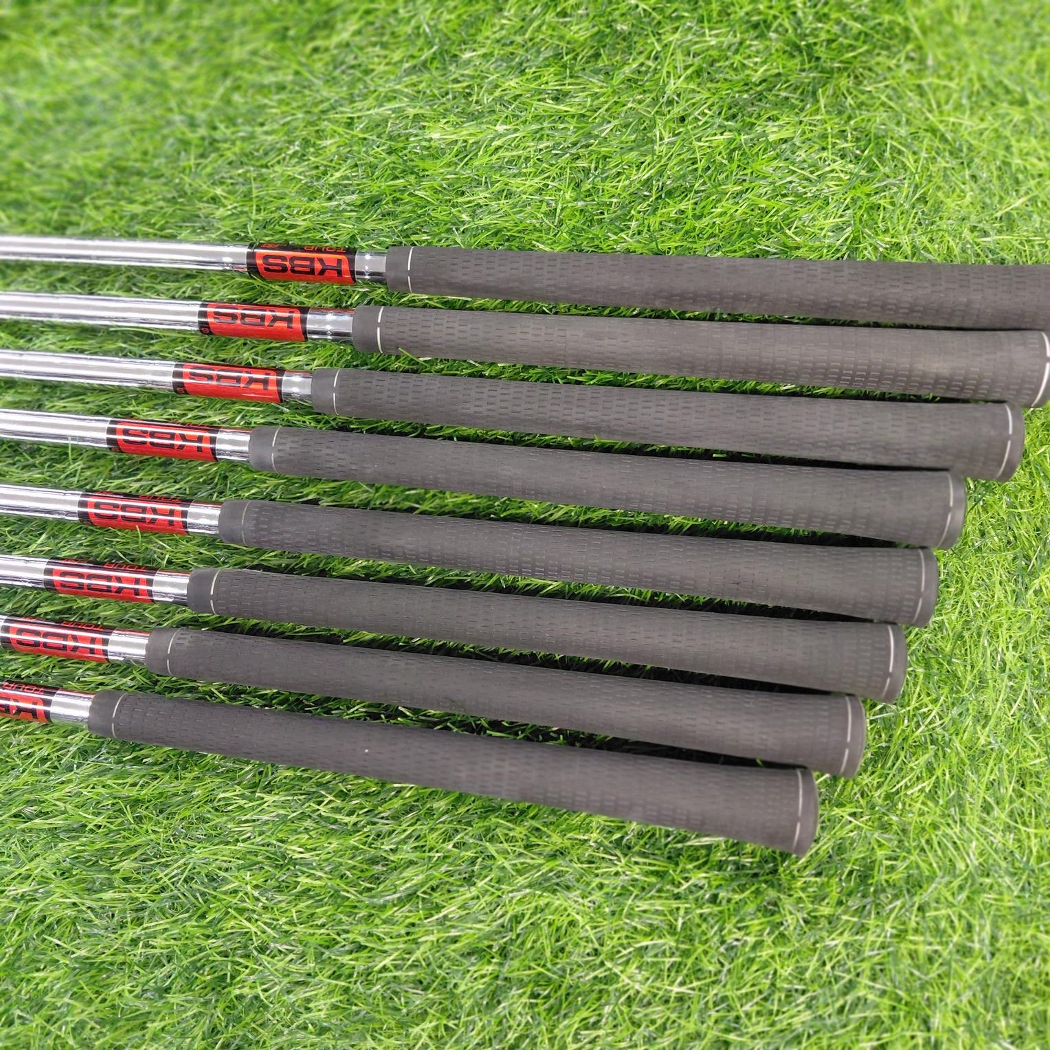 TaylorMade Iron Set / R9 / 7pcs / S