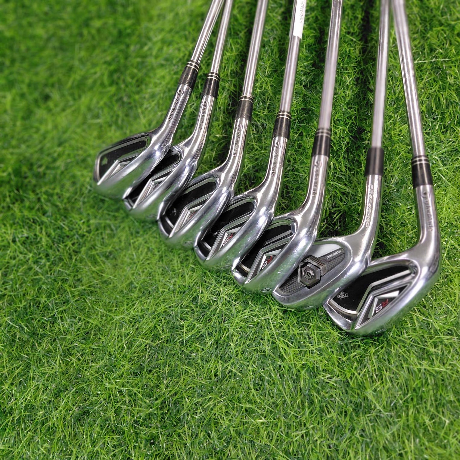TaylorMade Iron Set / R9 / 8pcs / Lefty / S