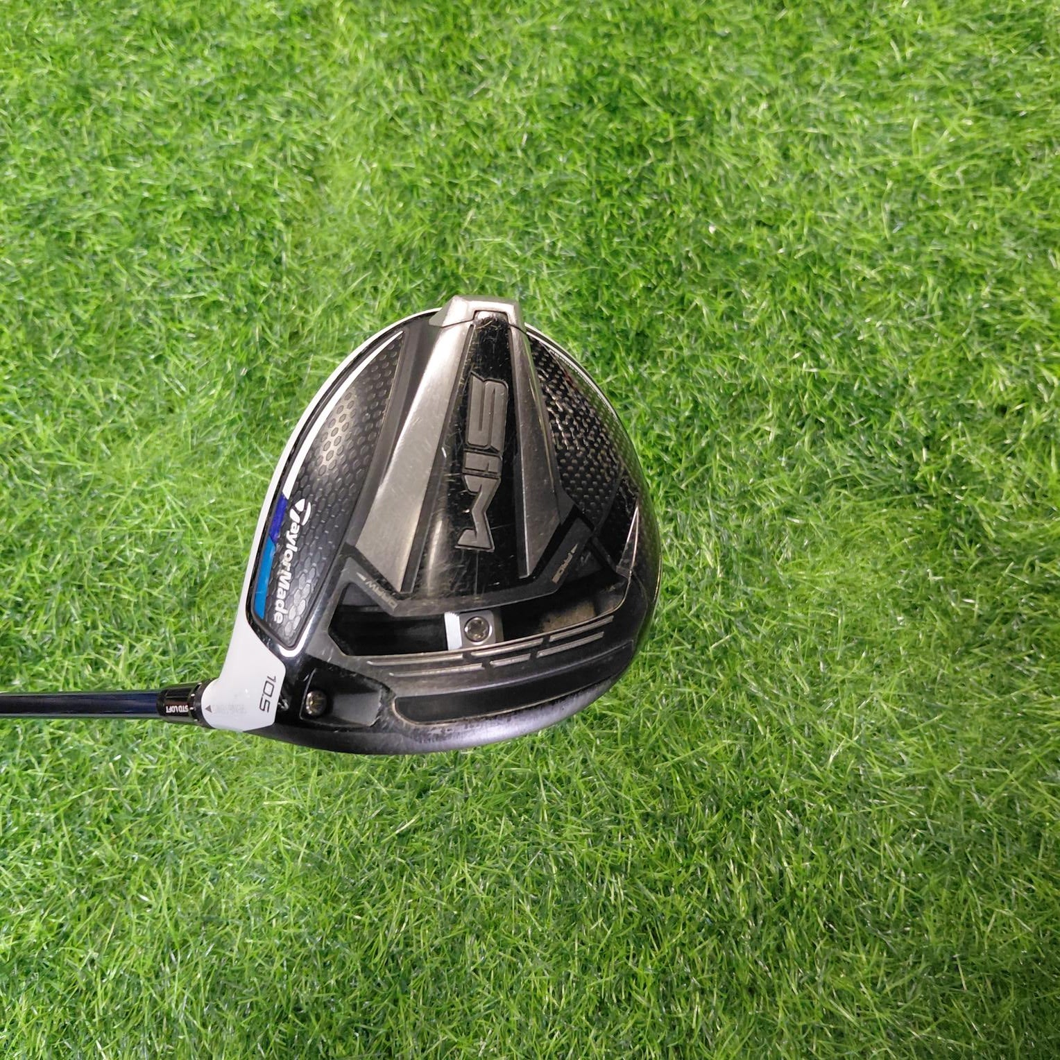 TaylorMade Driver / SIM / 10.5 / R