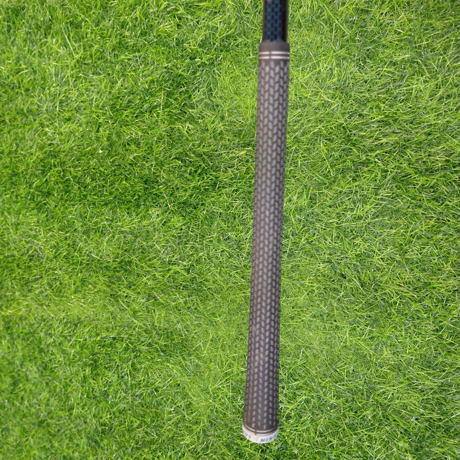 TaylorMade Driver / SIM / 10.5 / R