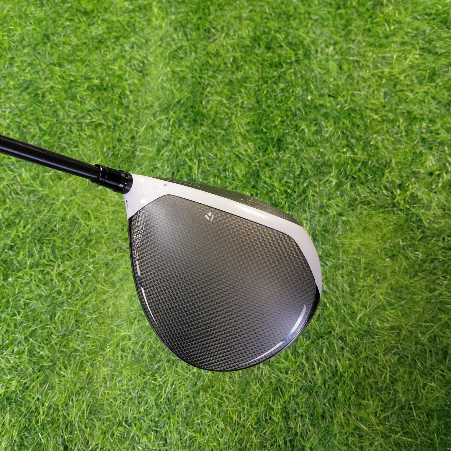 TaylorMade Driver / SIM / 10.5° / R